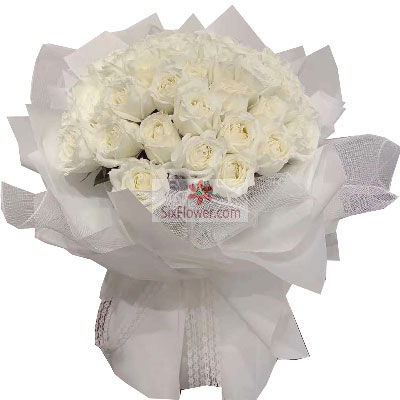 30朵白玫瑰，用心的爱