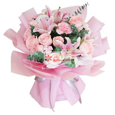 11朵戴安娜粉玫瑰康乃馨，爱的温馨