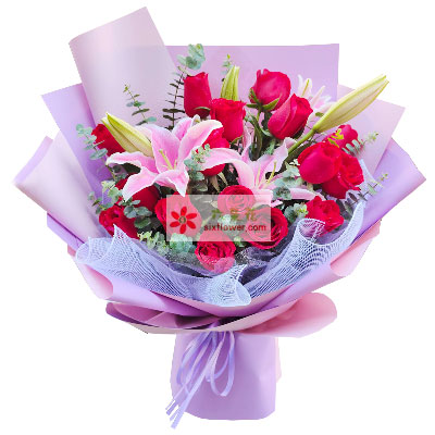 19朵红玫瑰百合，端午节是中国的传统节日，周五。它们可以送给自己的朋友、端午节有吃粽子、</p><h3>朋友</h3><p>　　花材：8支粉色多头百合	，配叶	、</p><p><img dropzone=