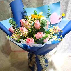 11朵戴安娜粉玫瑰向日葵，荣华富贵尽属于你