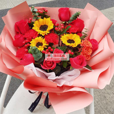 11朵红玫瑰康乃馨向日葵，共渡幸福好时光