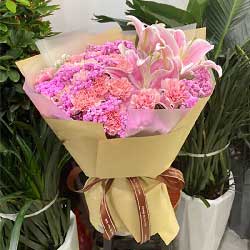 19朵粉色康乃馨百合，母亲的爱