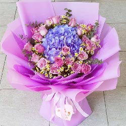 21朵紫色玫瑰绣球花，心里有你