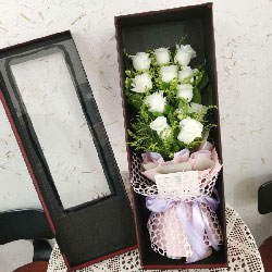 11朵白玫瑰礼盒，你照亮了我的心